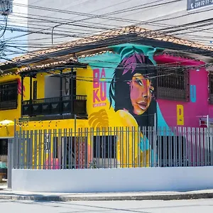 Hotel cápsula Baku Laureles, Medellín
